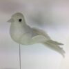 Hvid fugl på spyd