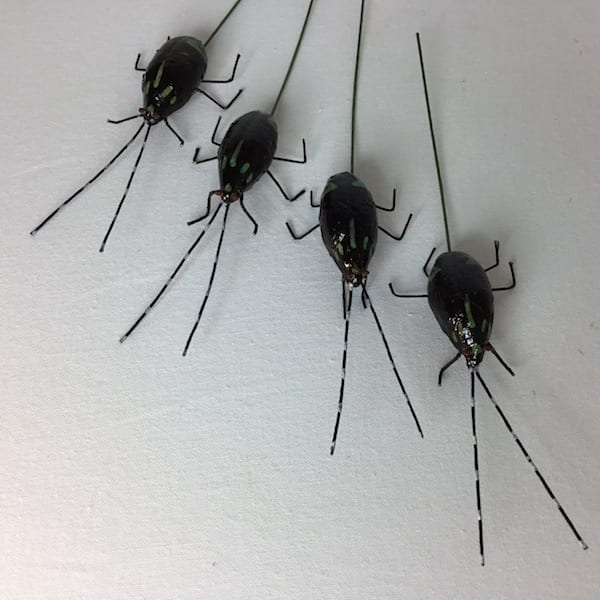 Kunstig sort bille insekt