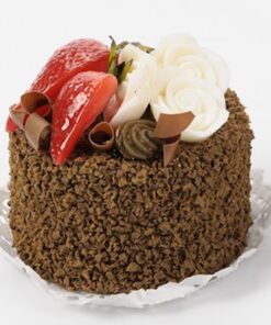 Dekorativ jordbær chokoladekage