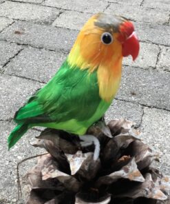 Kunstig flerfarvet papegøje