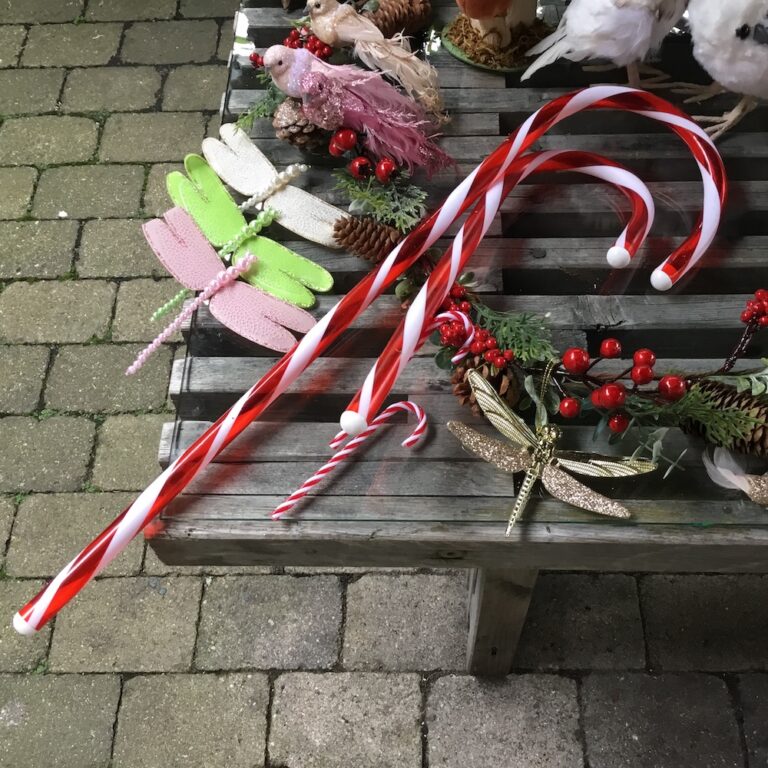 Lille slikstok i rød og hvid - Kreativ pynt til ophæng Dekolagersalg