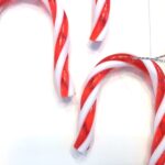 Dekorative rød stribet slikstokke- Gode til ophæng og dekorationer ...